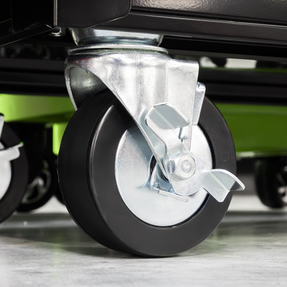 Sealey AP4106B Rollcab 6 Drawer with Ball Bearing Slides - Black Sealey