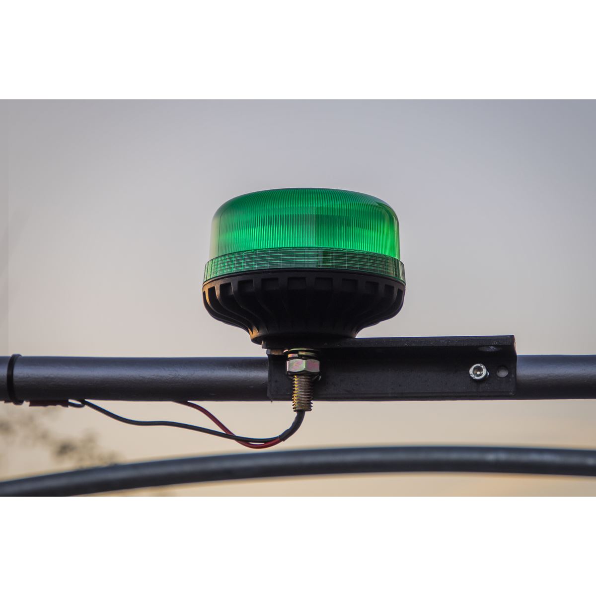 Sealey WB951LEDG Warning Beacon SMD LED 12/24V 12mm Bolt Fixing - Green Sealey