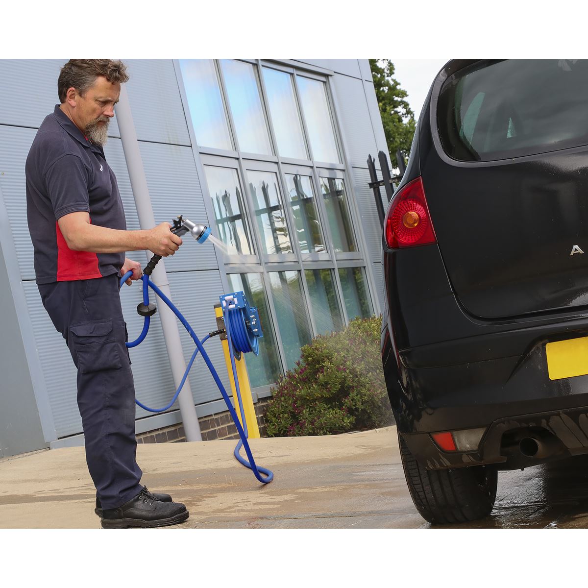 Sealey WHR1512 Heavy-Duty Retractable Water Hose Reel 15m Ø13mm ID Rubber Hose Sealey