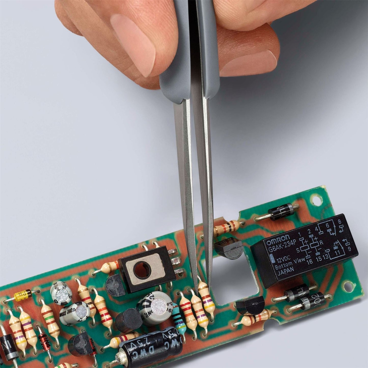 Knipex 13206 92 21 14 ESD Precision Tweezers with rubber handles ESD 130mm Draper