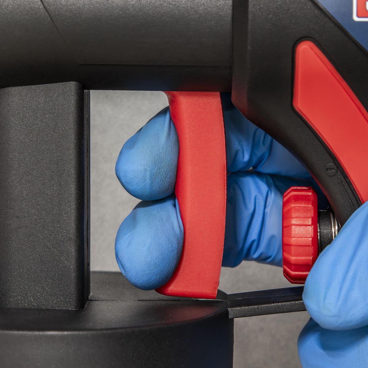 Sealey HVLP3000 HVLP Spray Gun Kit 700W/230V Sealey