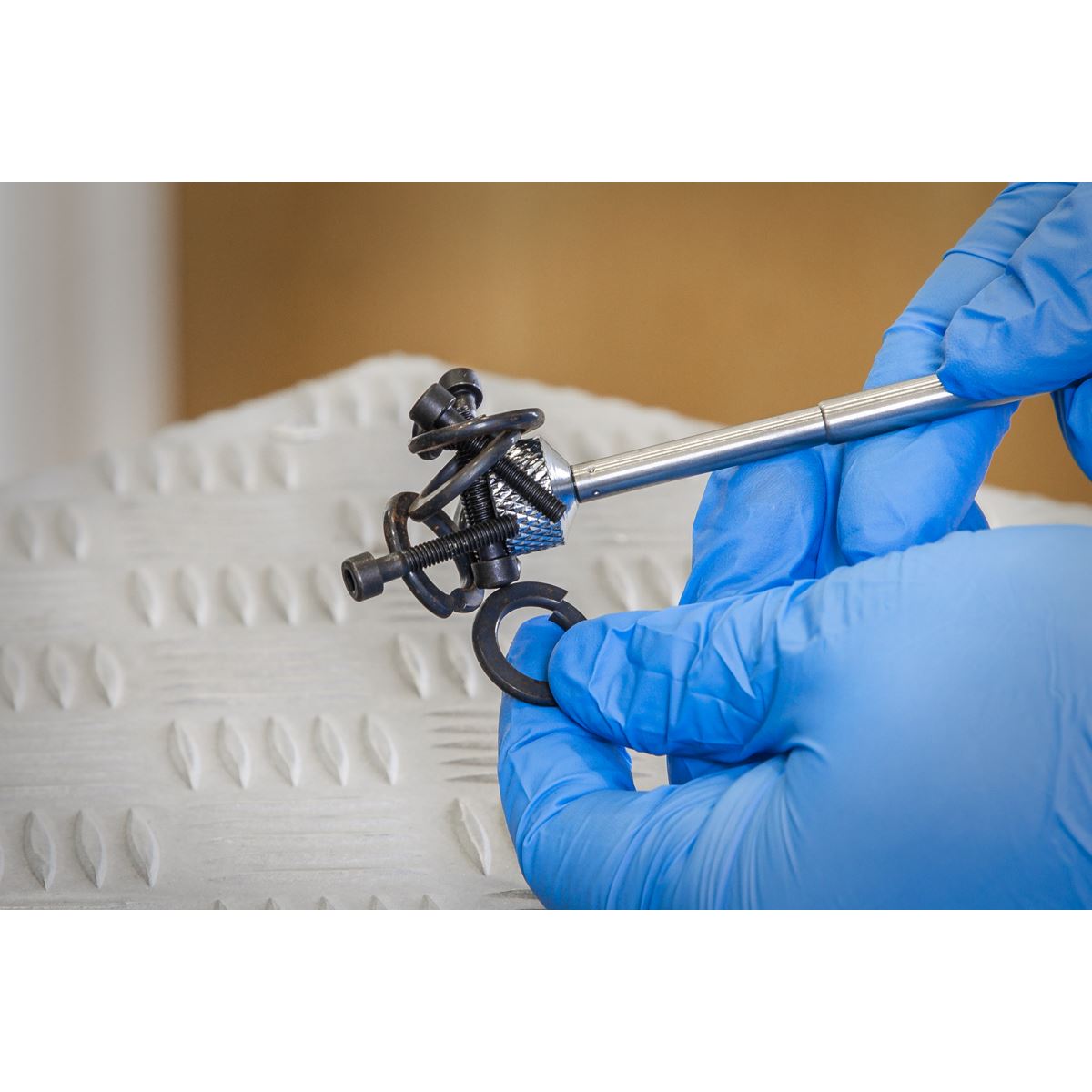 Siegen S0823 Heavy-Duty Magnetic Pick-Up Tool 3.6kg Capacity Siegen