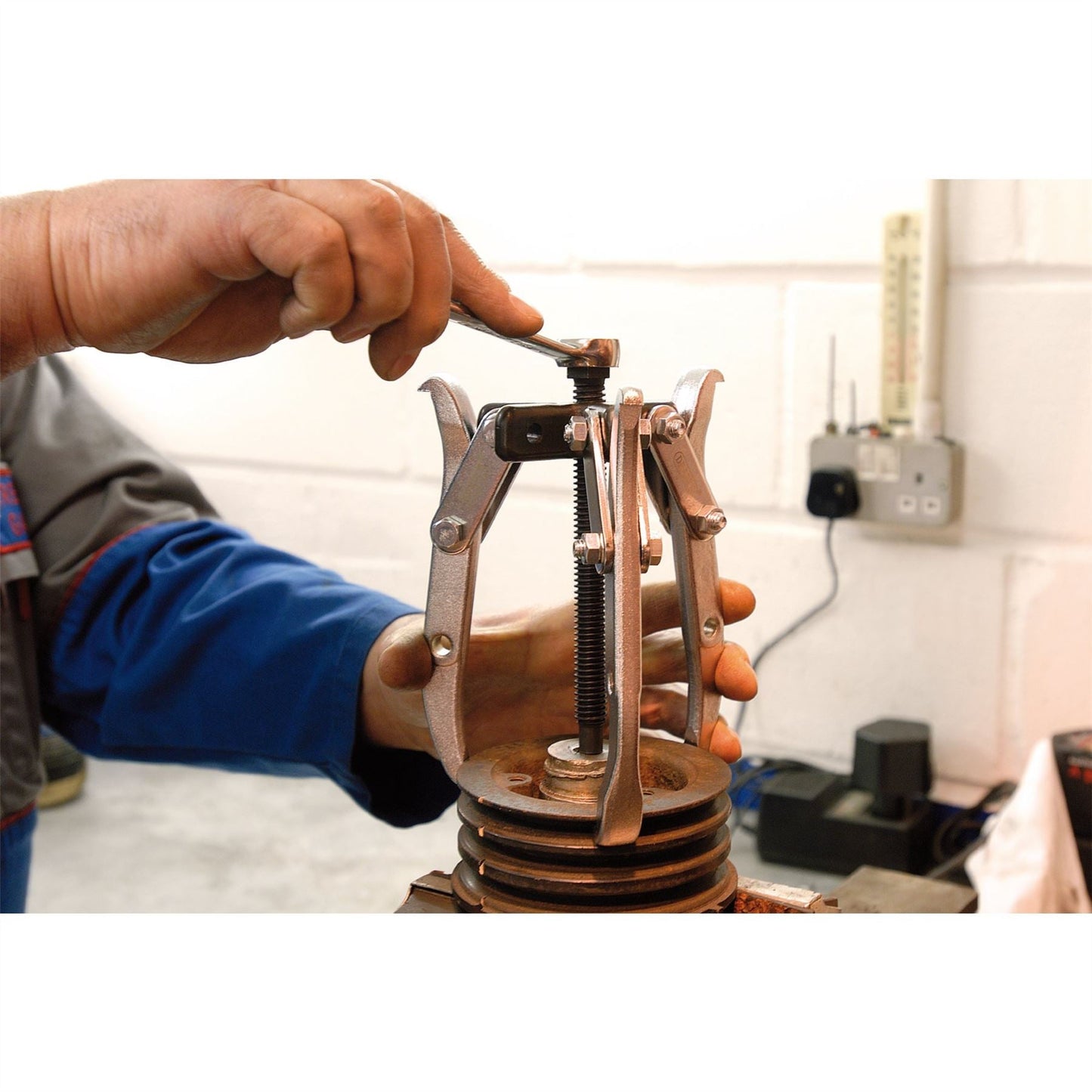 Draper 56177 Twin and Triple Leg Reversible Puller 150mm Reach x 100mm Spread Draper