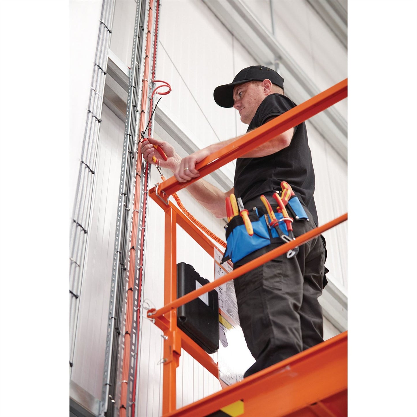 Draper 99051 XP1000® VDE Diagonal Side Cutter 160mm Tethered Draper