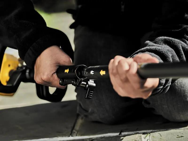 Dewalt DCMAS5713X1 XR FlexVolt Split Boom System + Grass Trimmer 54V 1 x 3.0Ah Li-ion Dewalt