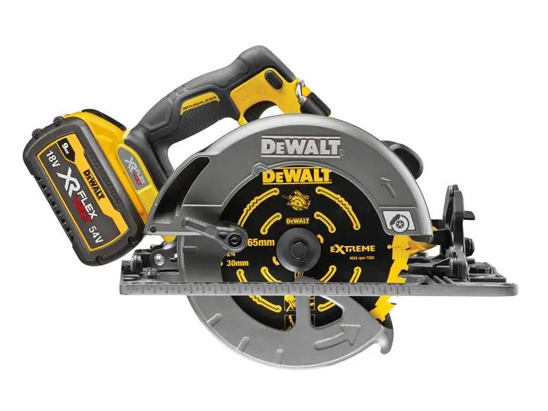 Dewalt DCS579X2 XR FlexVolt Circular Saw 190mm 54V 2 x 9.0Ah Li-ion Dewalt