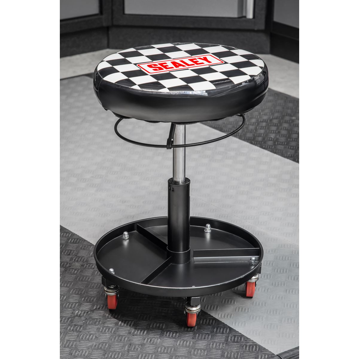 Sealey SCR15 Pneumatic Mechanic's Seat Sealey