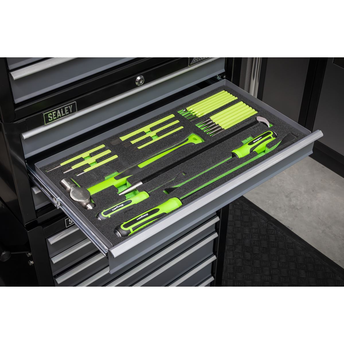 Siegen S01279 Tool Tray with Pry Bar, Hammer & Punch Set 23pc Siegen