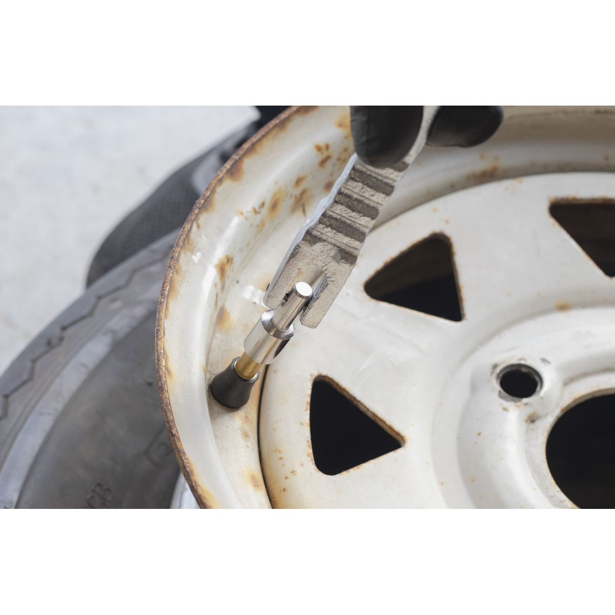 Sealey TST/TVI Tyre Valve Installer Sealey