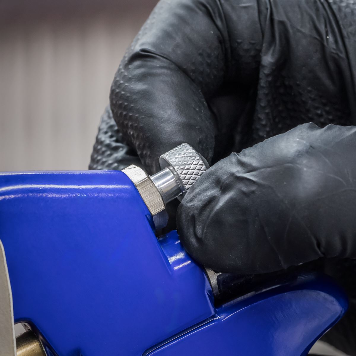 Sealey S713G Gravity Feed Spray Gun 1.3mm Set-Up Sealey