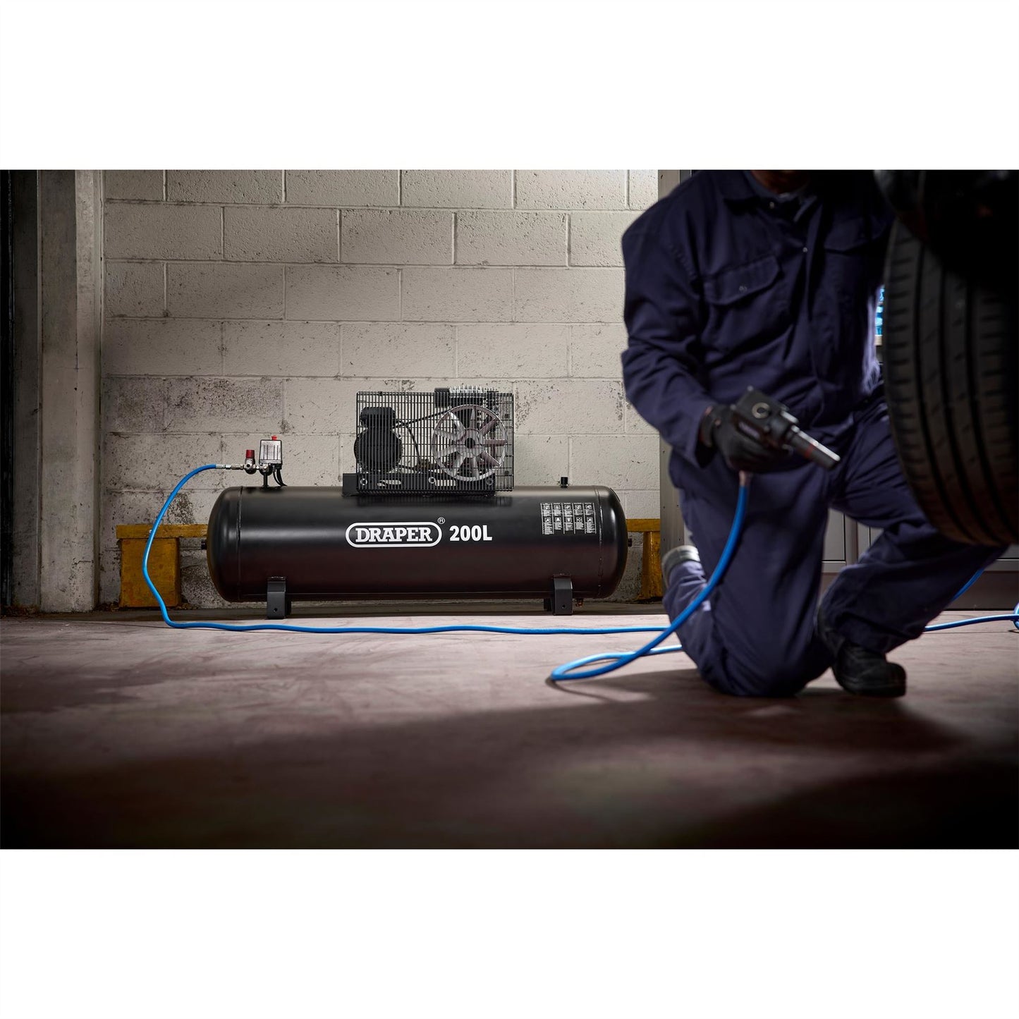Draper 55313 200L Belt-Driven Air Compressor without wheels 2.2kW/3hp Draper