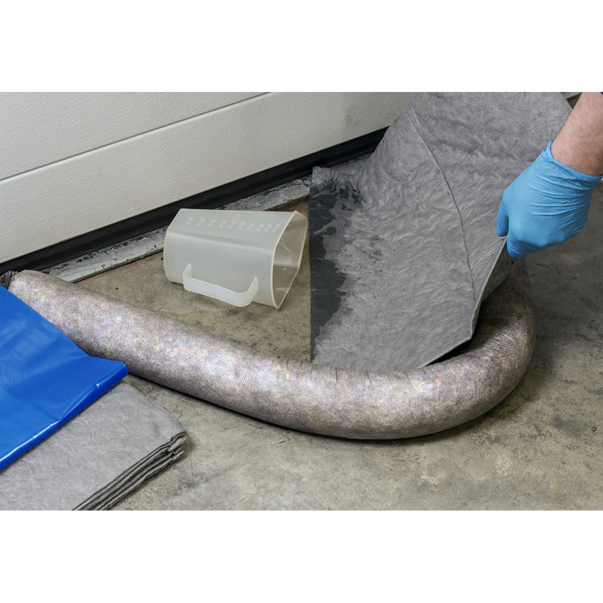 Sealey SCK15 Spill Control Kit 15L Sealey