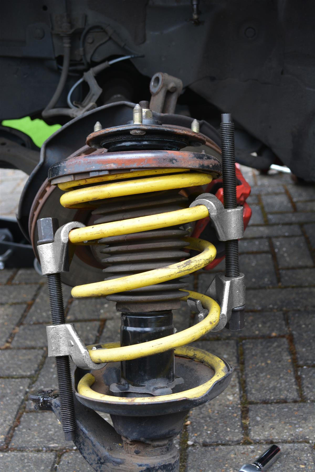 Hilka Coil Spring Compressor Pro Craft 12700055 Hilka