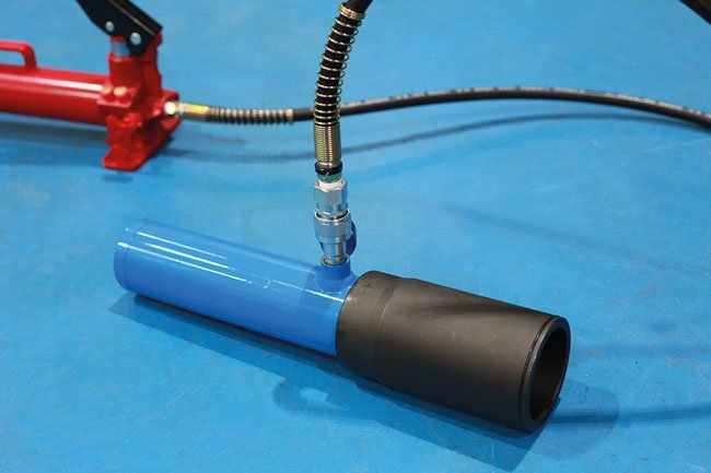 Laser Tools 7861 Hydraulic Two Speed Hand Pump, 700 bar Laser Tools