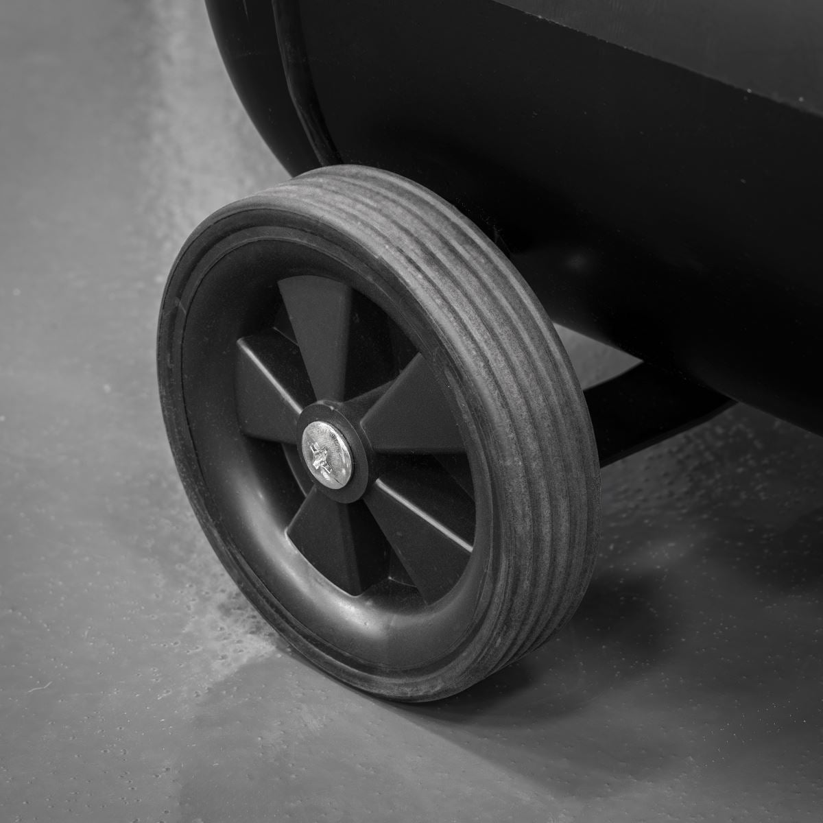 Sealey SAC5030VA 50L V-Twin Direct Drive Air Compressor 3hp Sealey