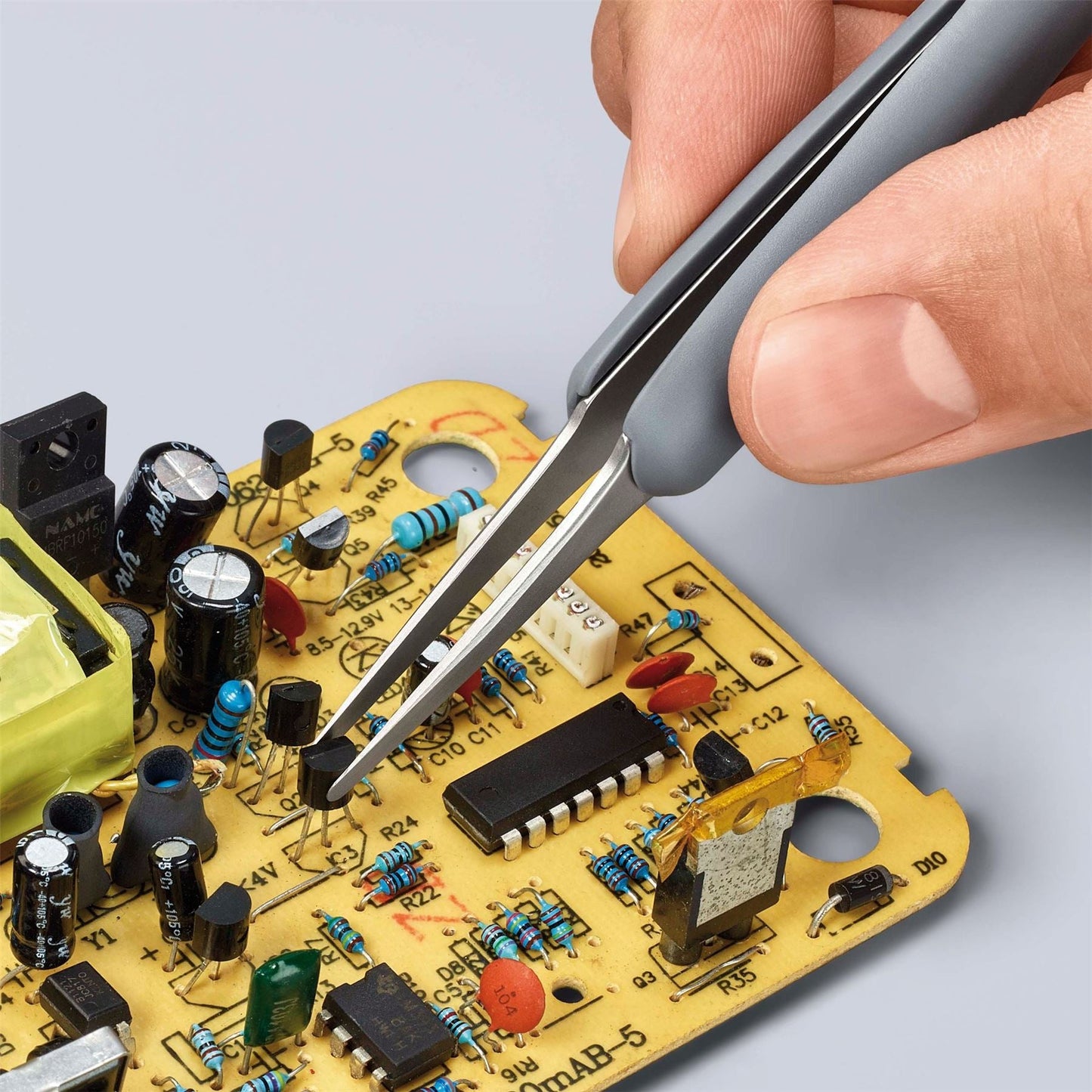 Knipex 13195 92 21 11 ESD Precision Tweezers with rubber handles ESD 123mm Draper