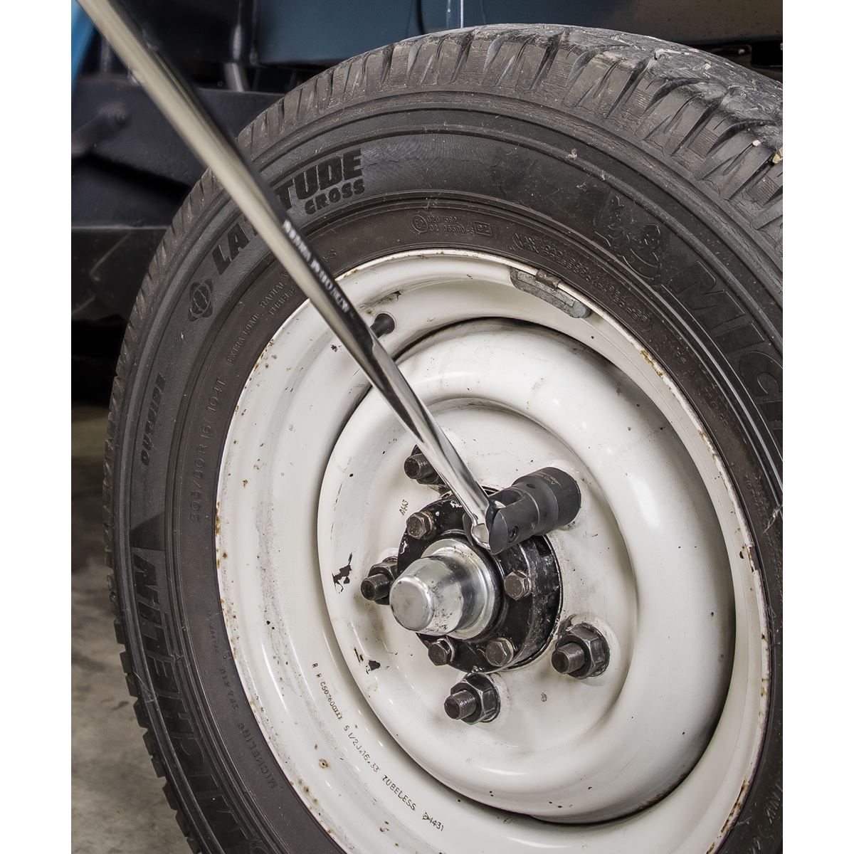 Sealey AK7306HV Breaker Bar 600mm 1/2"Sq Drive - Hi-Vis Green Sealey