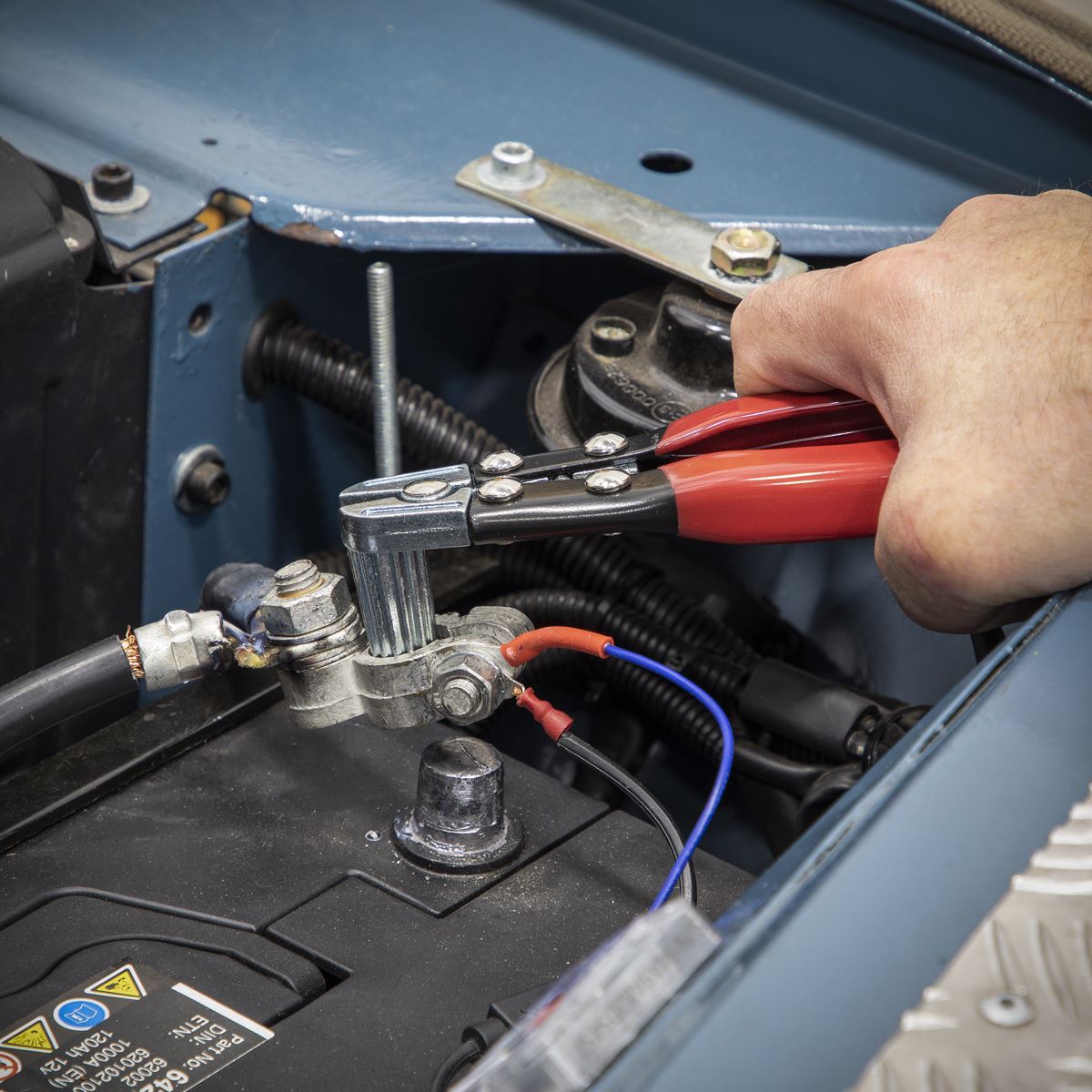 Sealey AK423 Terminal Spreader & Cleaner Tool Battery Sealey