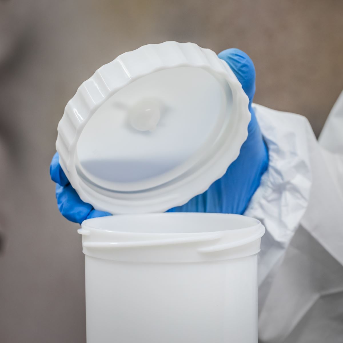 Sealey SSG501 Spray Gun Gravity Feed 2.2mm Set-Up Sealey