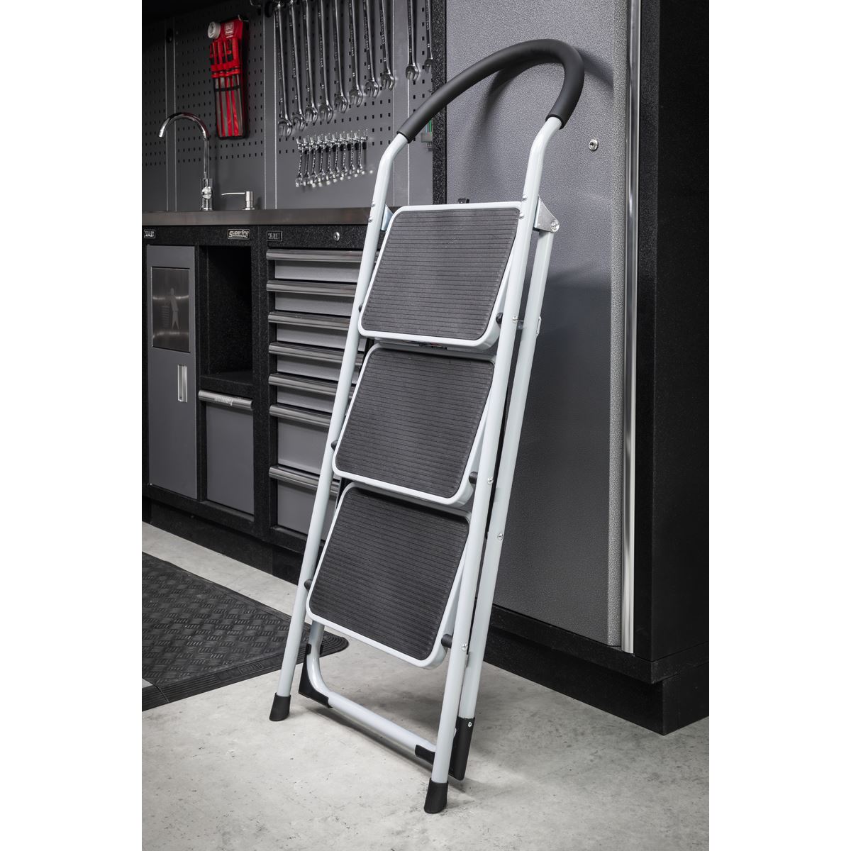 Sealey ASL23 Step Stool 3-Tread 150kg Capacity EN 14183 Sealey