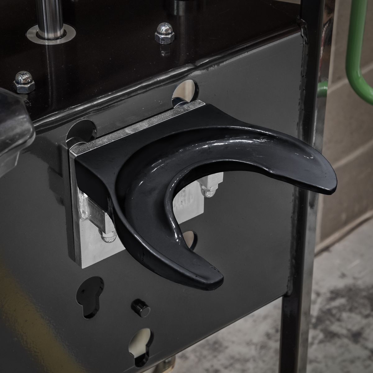 Sealey RE03 Left-Handed - Coil Spring Yoke Sealey