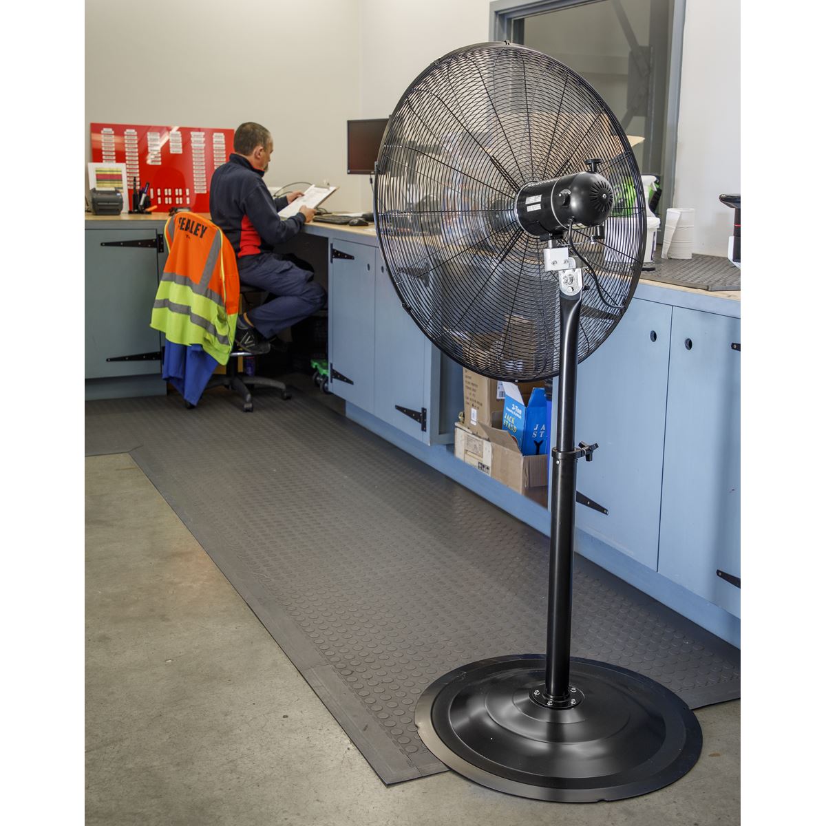 Sealey HVSF30 Industrial High Velocity Oscillating Pedestal Fan 30" 230V Sealey