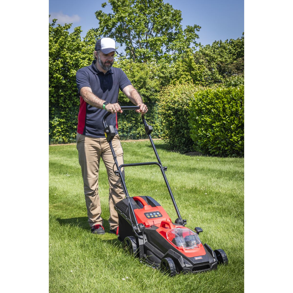 Sealey CP40VLMKIT Cordless Lawn Mower Kit 40V 4Ah SV20 Series 40cm Sealey