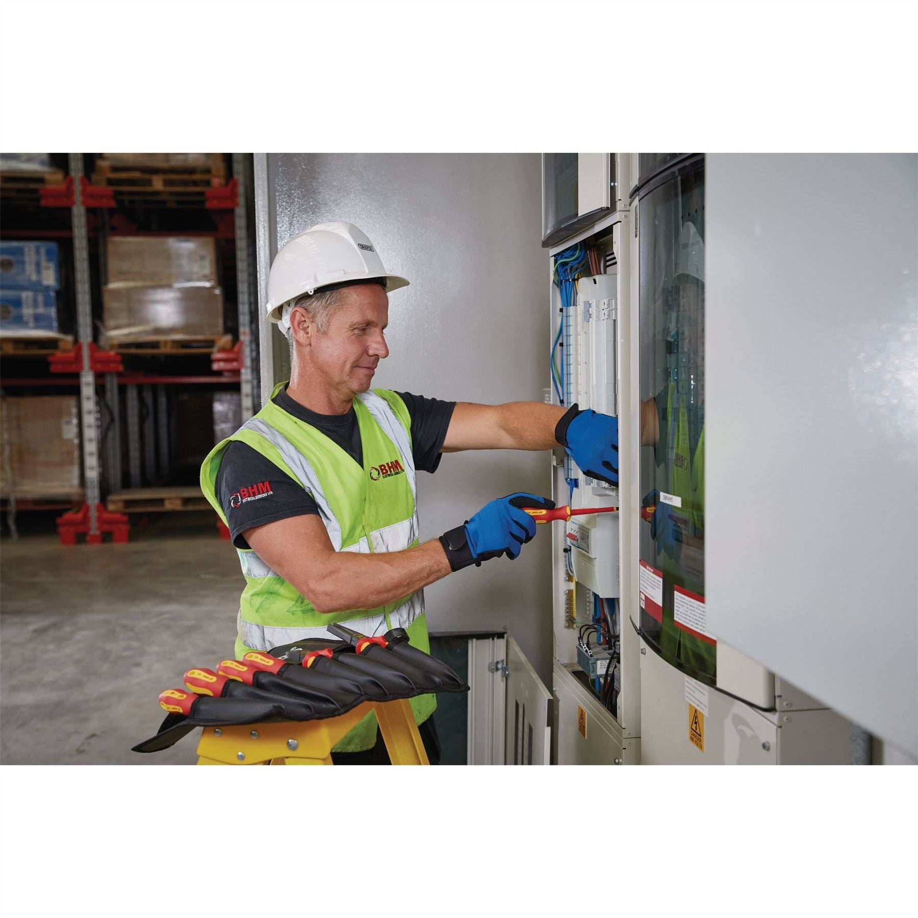 Draper 64432 XP1000® VDE Cross Slot Screwdriver No.2 x 100mm Draper