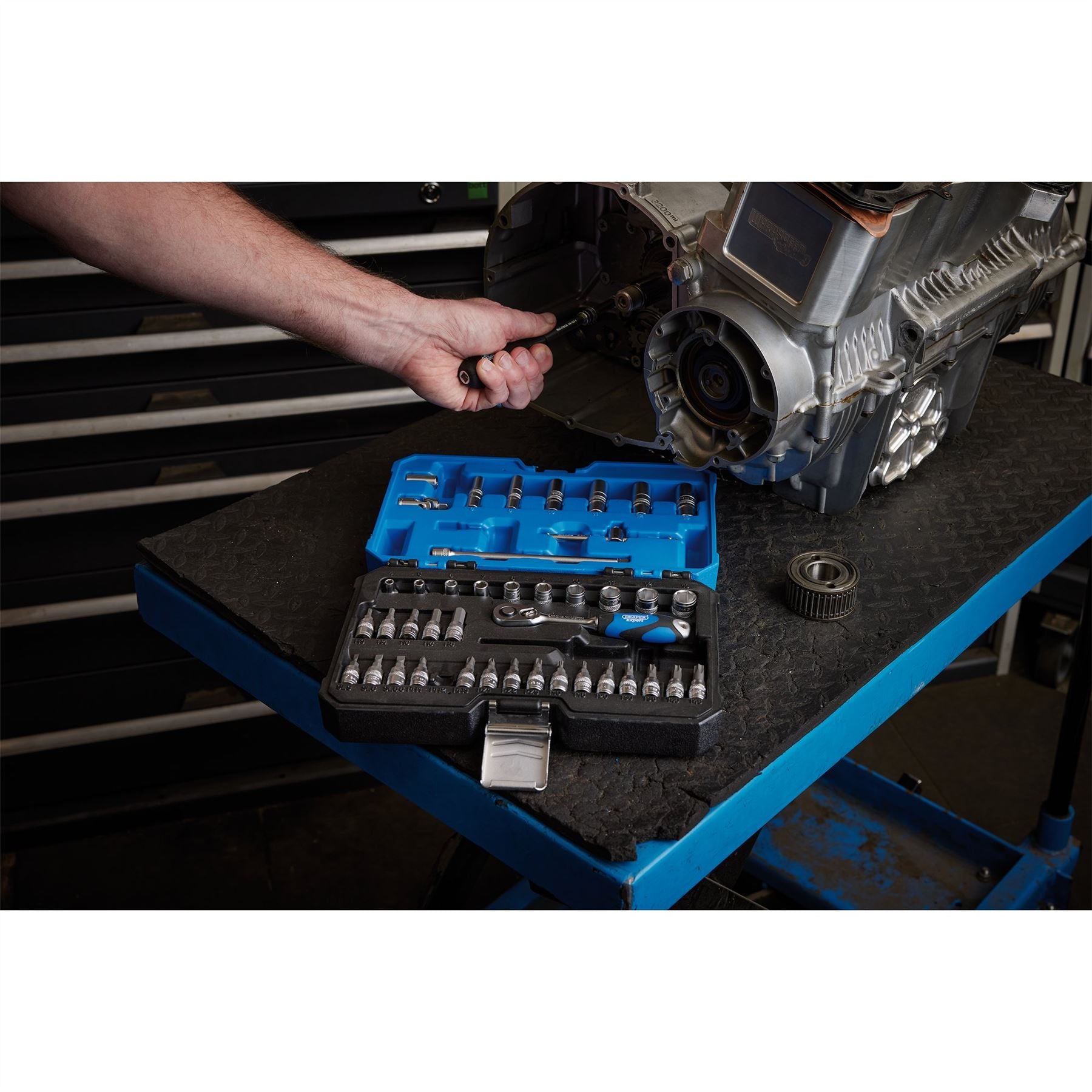 Draper 16446 Expert Metric Socket Set 1/4" Sq. Dr. 44 Piece Draper