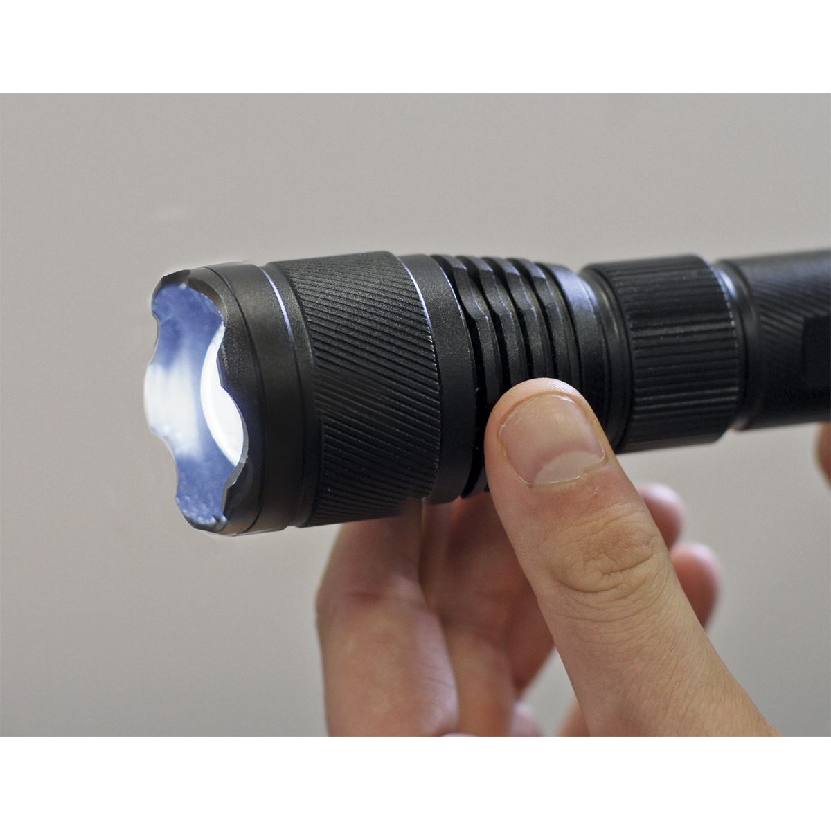 Sealey LED449 Aluminium Torch 10W SMD LED Adjustable Focus Rechargeable Sealey
