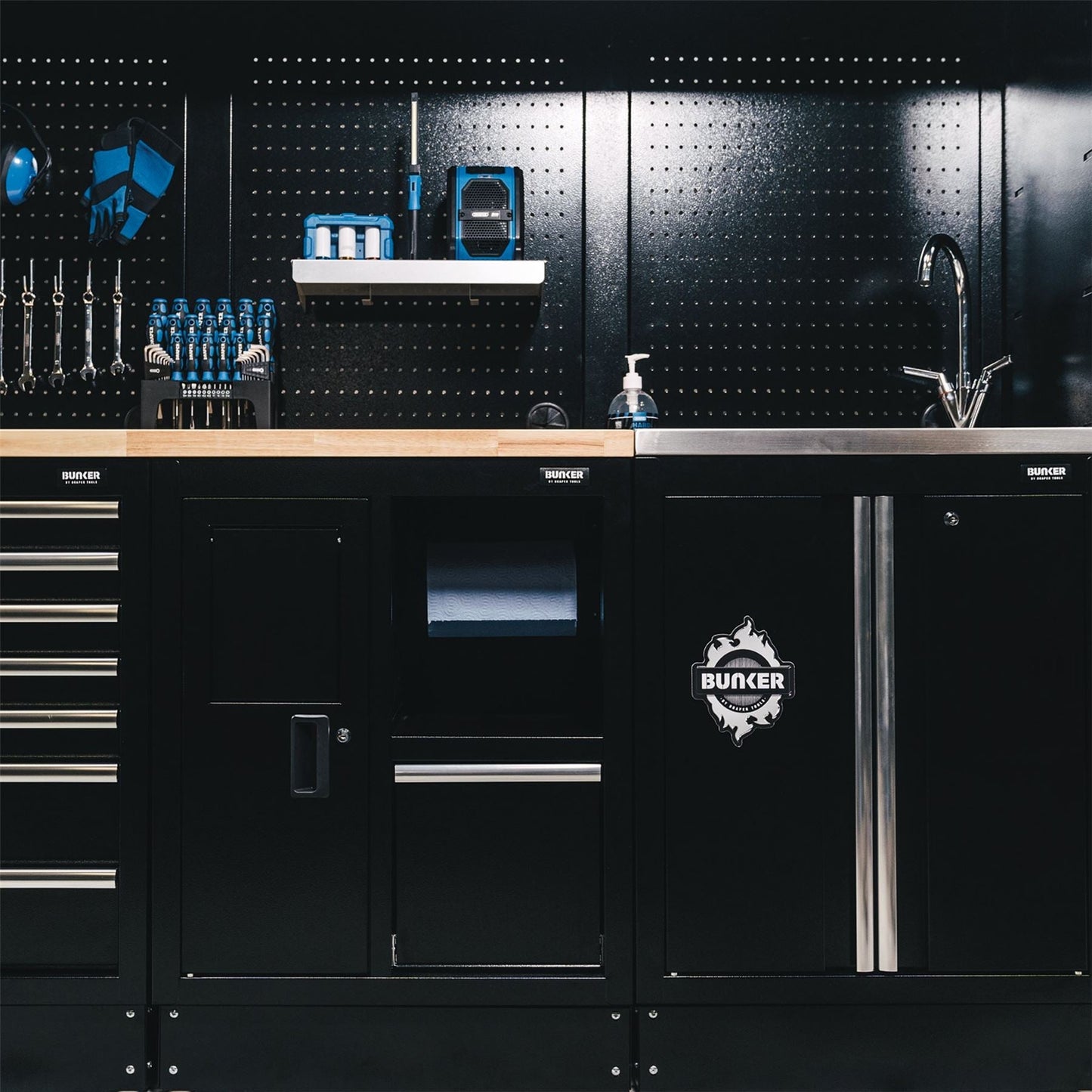 Draper 33197 BUNKER® Modular Side Wall Single Bracket Draper