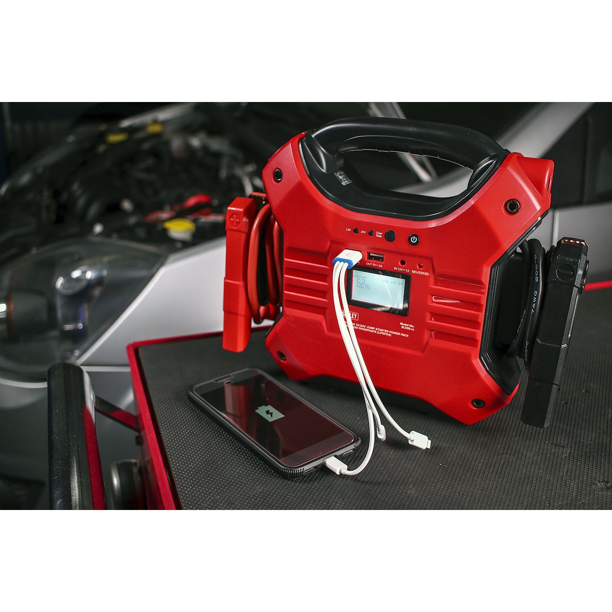 Sealey SL32S Jump Starter Power Pack Lithium-ion Phosphate (LiFePo4) 12/24V 1200/600 Peak Amps Sealey