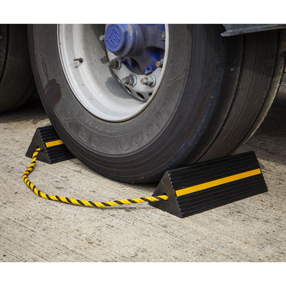 Sealey WC11 Heavy-Duty Rubber Wheel Chocks - Pair Sealey