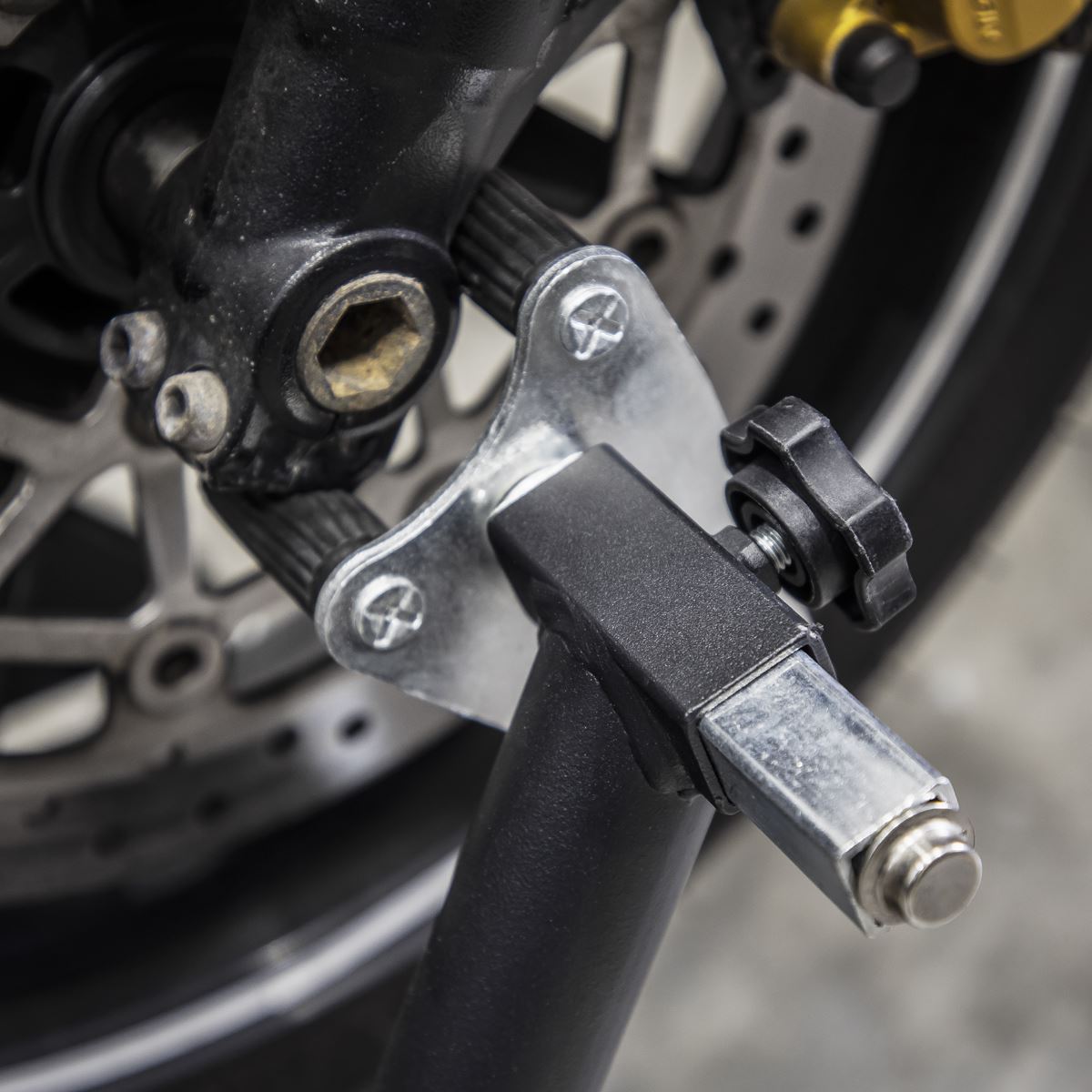 Sealey FPS1MD Universal Front Paddock Stand 360° Floating Sealey