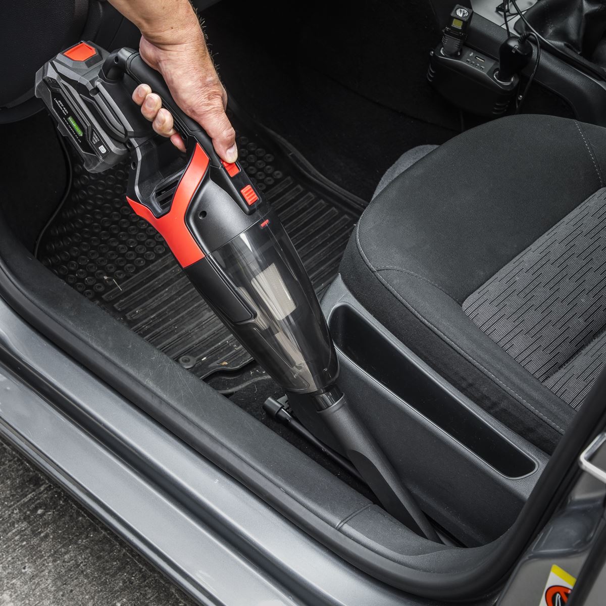 Sealey CP20VCV Cordless Handheld Vacuum Cleaner 650ml 20V SV20 Series - Body Only Sealey