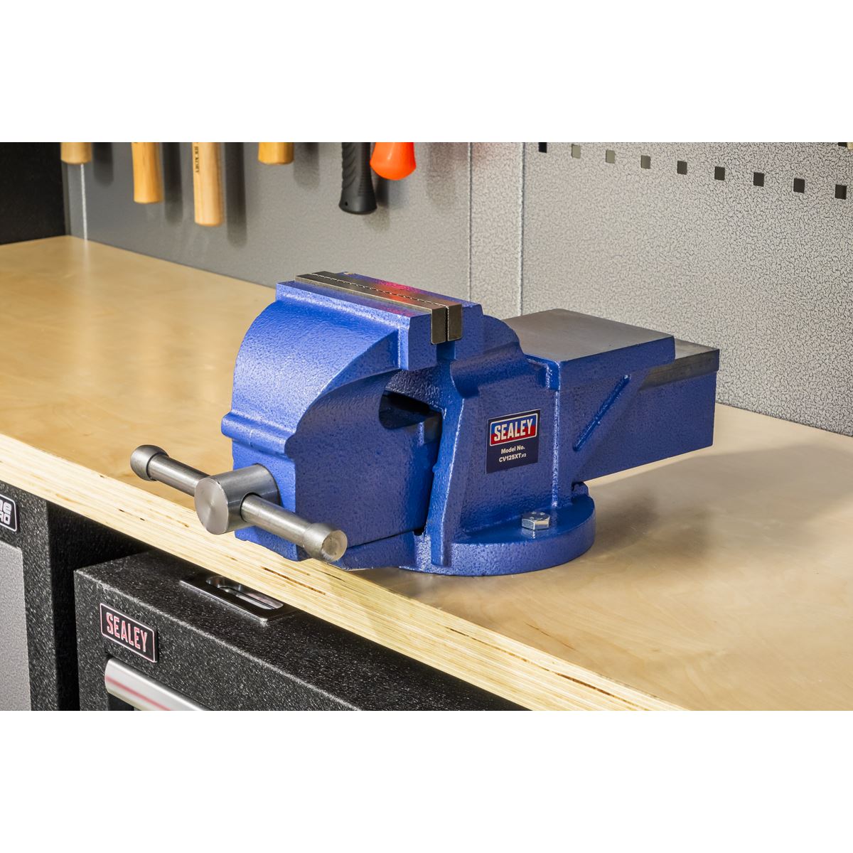 Sealey CV125XT Vice 125mm Fixed Base Professional Heavy-Duty Sealey
