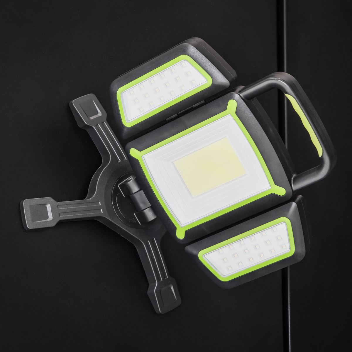 Sealey LED18WFLCOMBO Rechargeable Flexible Floodlight with Tripod Sealey