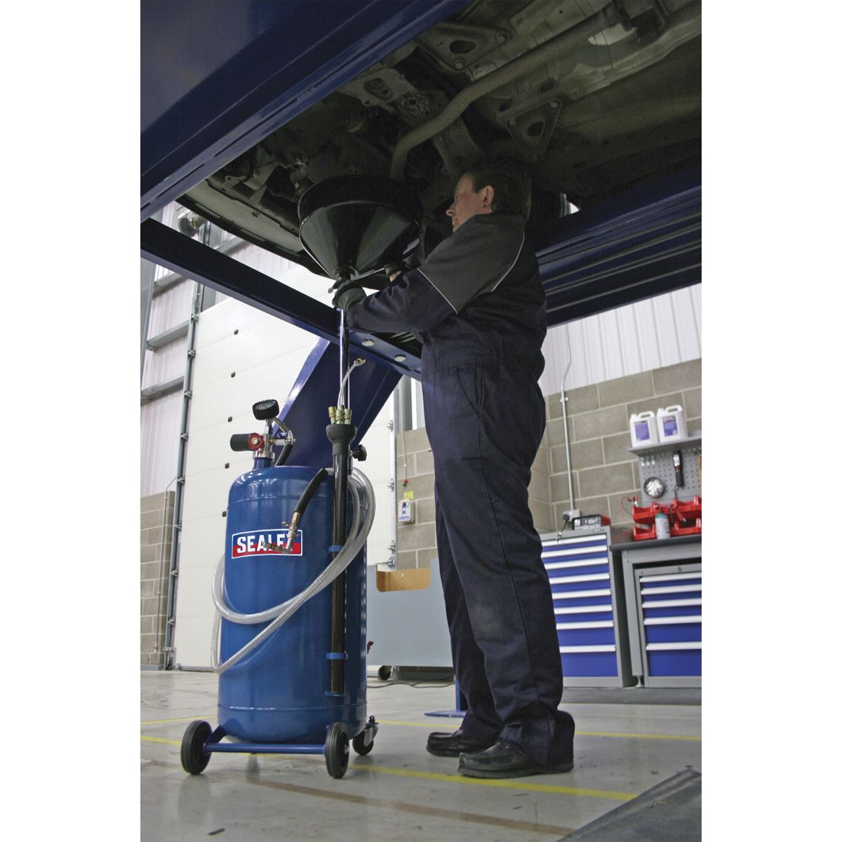 Sealey AK459DX Mobile Oil Drainer with Probes 90L Air Discharge Sealey