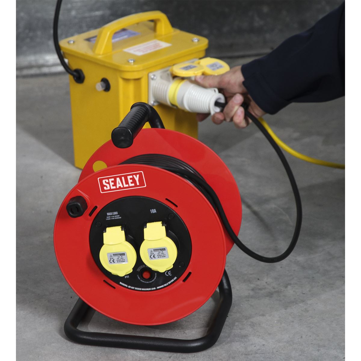 Sealey CR12515 Cable Reel 25m 2 x 110V 1.5mm² Heavy-Duty Thermal Trip Sealey