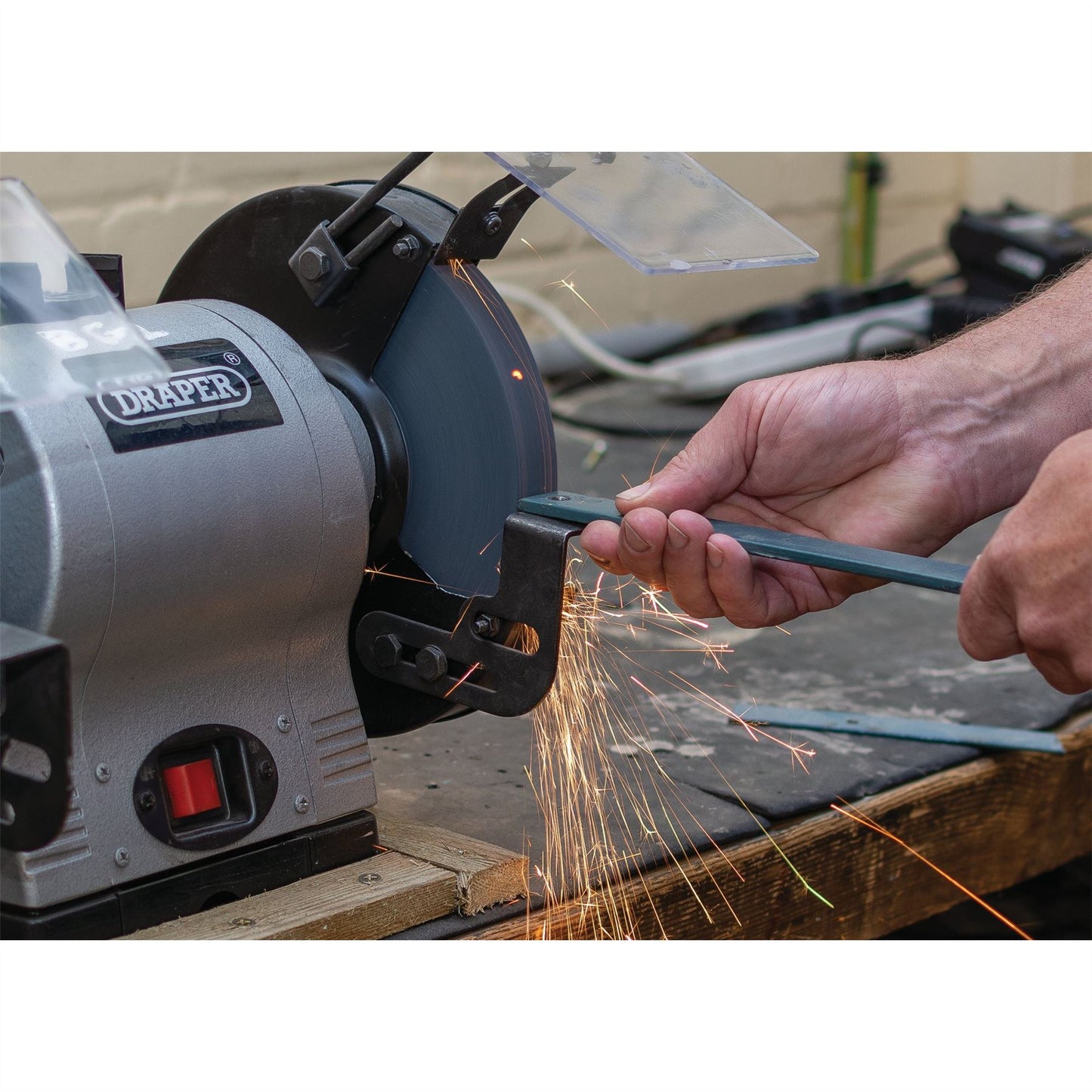 Draper 99571 Aluminium Oxide Bench Grinding Wheel 200 x 25mm 60 Grit Draper