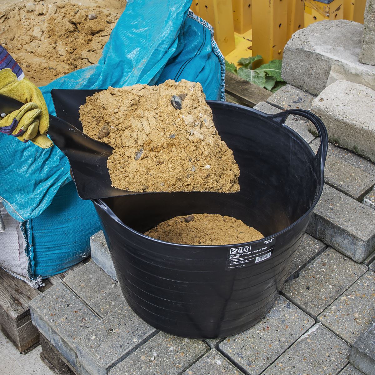 Sealey SH710 Shovel with 710mm Wooden Handle Sealey