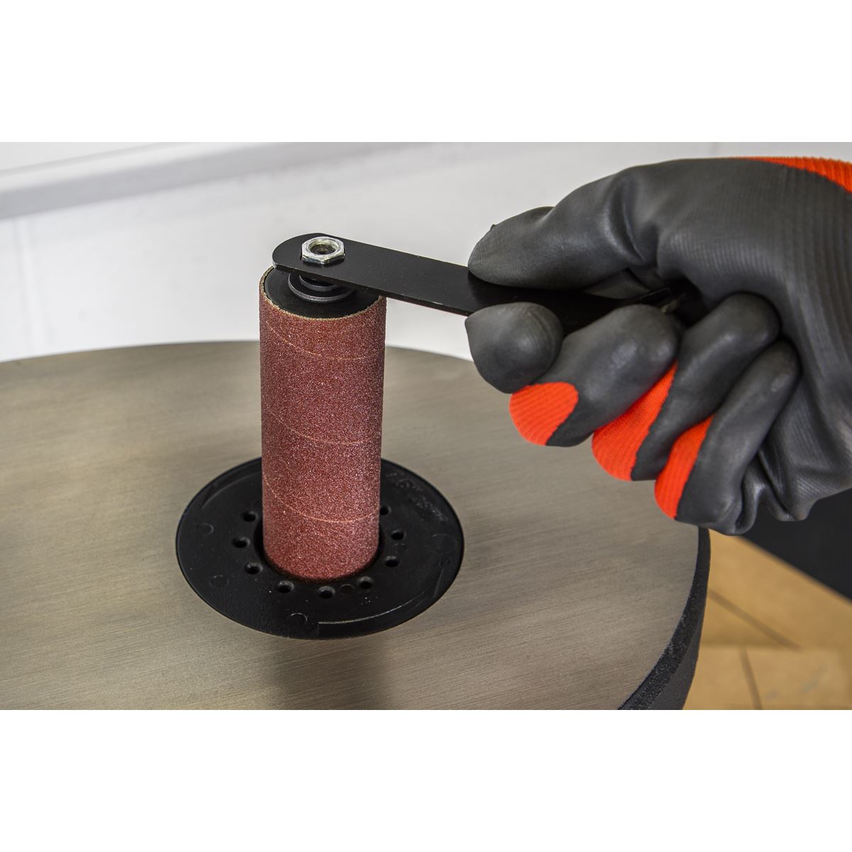 Sealey SM1200 Oscillating Spindle/Bobbin Sander 450W Sealey