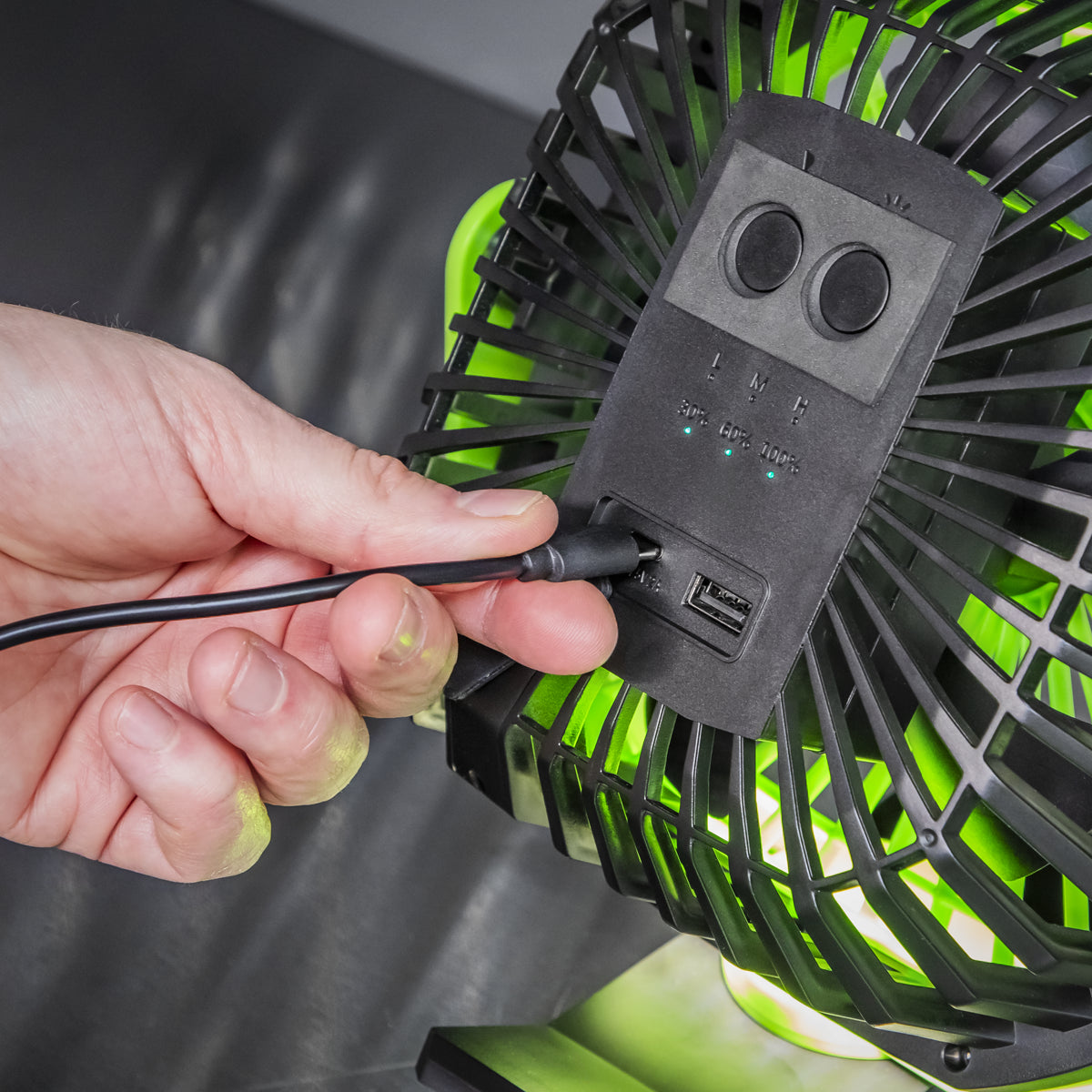 Sealey SCF8WL Portable Clip Fan with Worklight 8" 4 Speeds Sealey