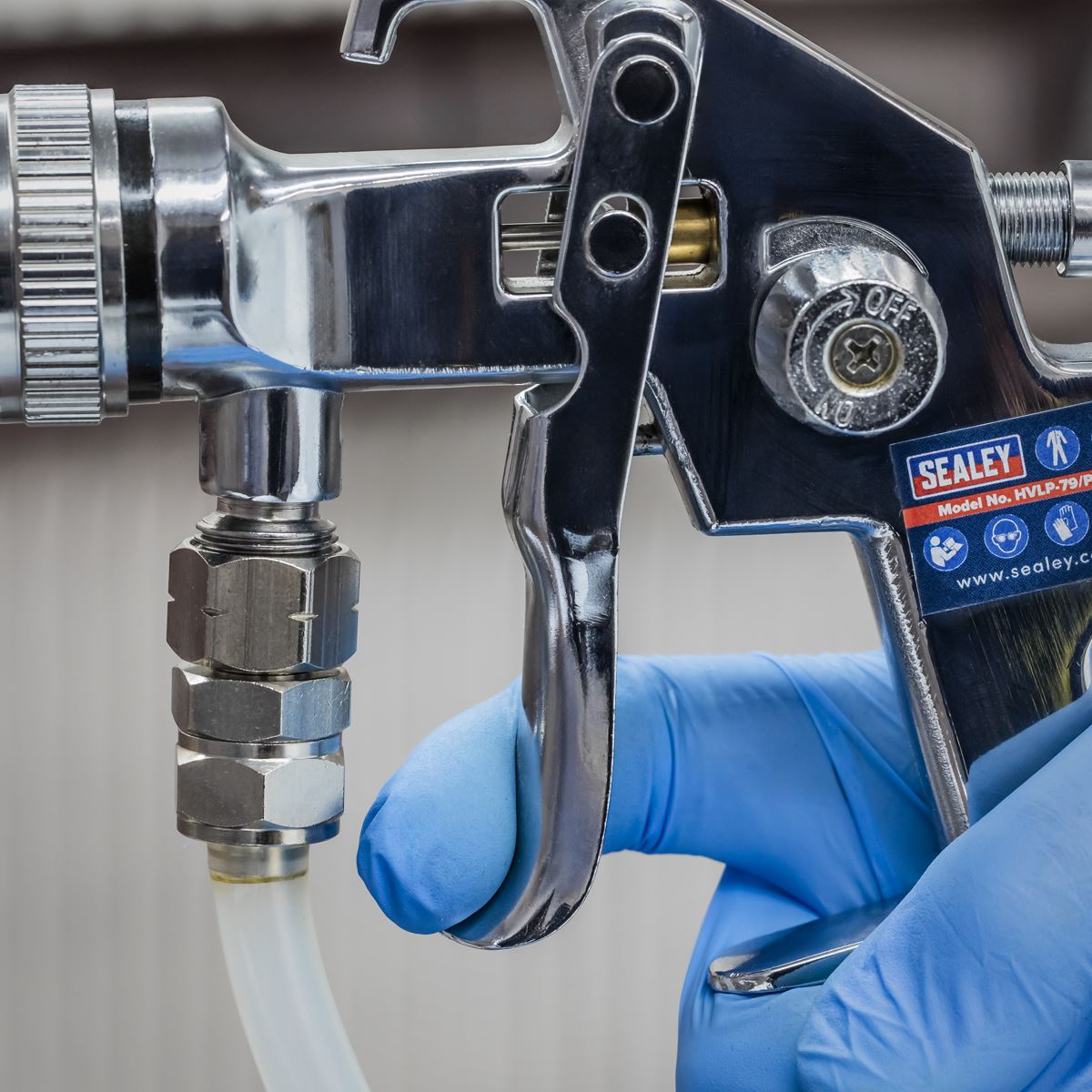 Sealey HVLP-79/P HVLP Pressure Pot System with Spray Gun & Hoses 1.7mm Set-Up Sealey