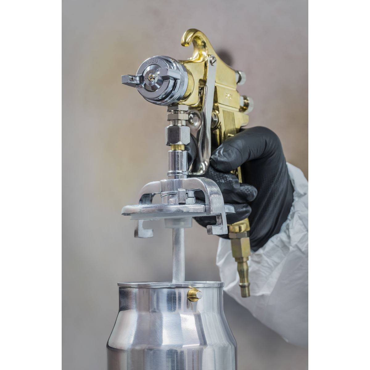 Sealey S701 Spray Gun Professional Suction Feed - 1.8mm Set-Up Sealey