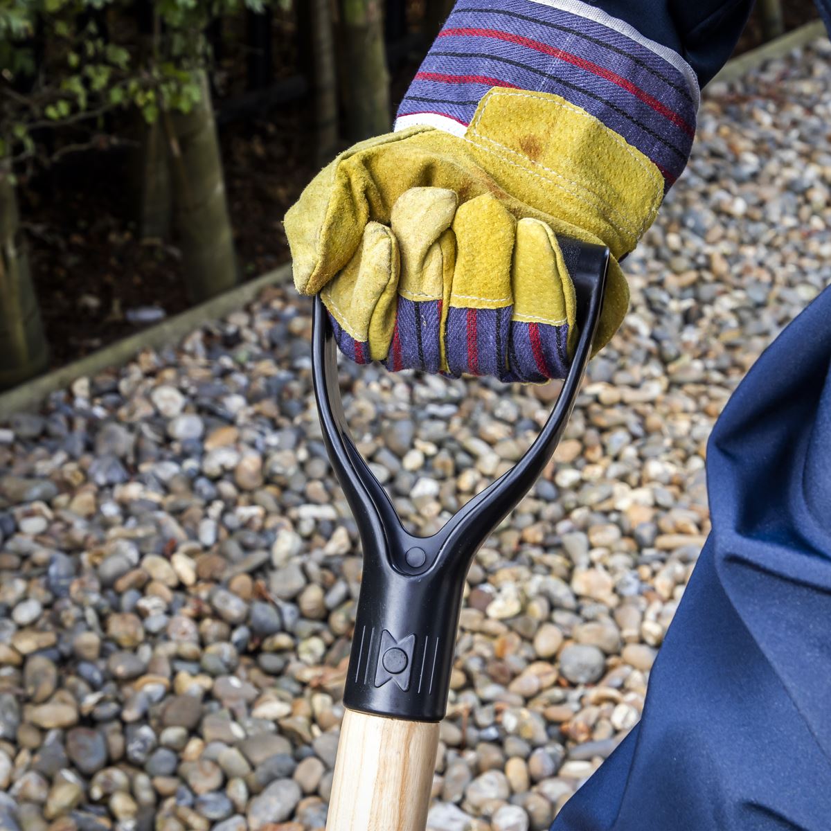 Sealey SH710 Shovel with 710mm Wooden Handle Sealey