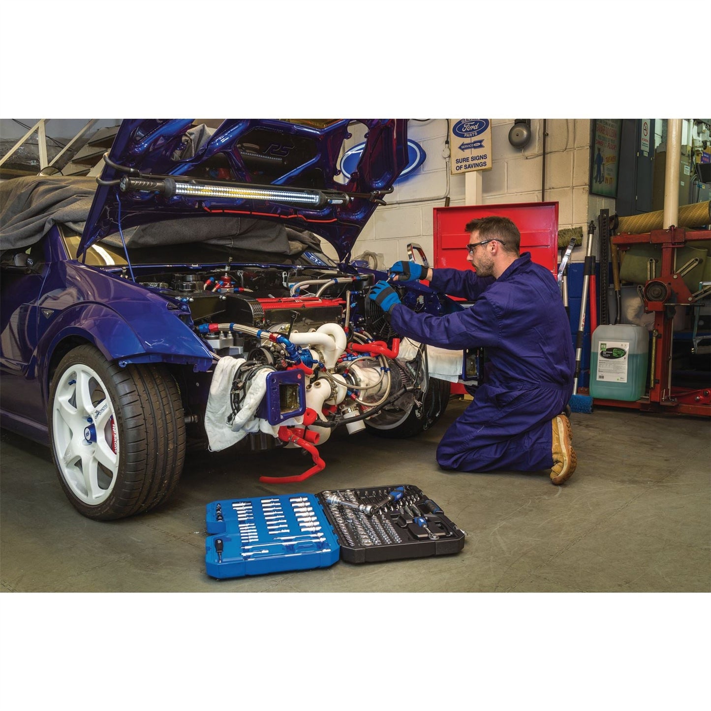 Draper 16460 Expert HI-TORQ® Combined MM/AF Socket Set 1/4" 3/8" and 1/2" Sq. Dr. 150 Piece Draper