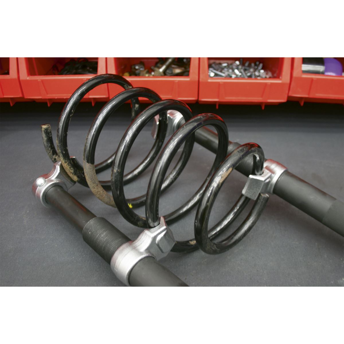 Sealey AK3845 Coil Spring Compressor Set 2pc Heavy-Duty 2500kg/Pair Sealey