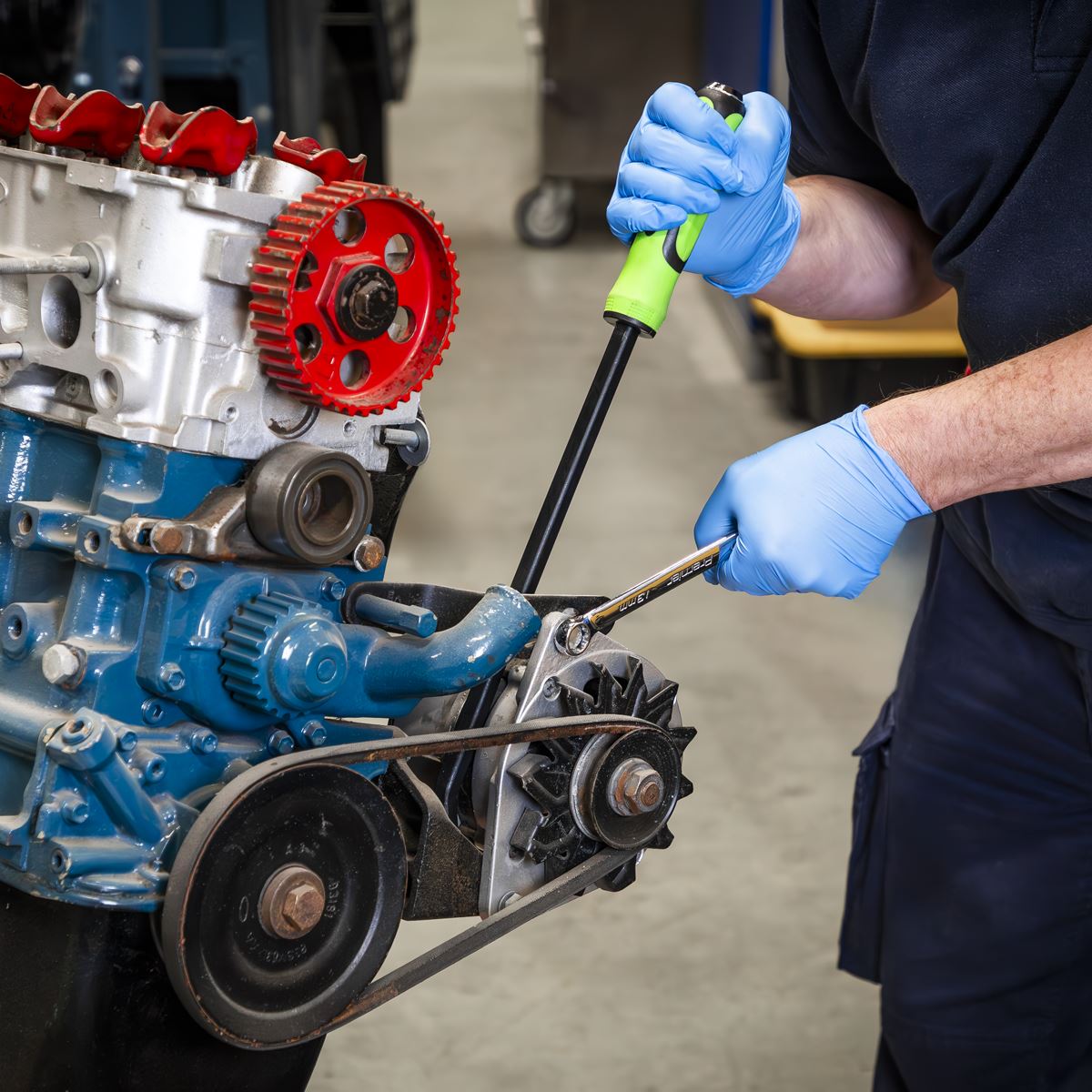 Siegen S01138 Angled Pry Bar Set with Hammer Cap Heavy-Duty 4pc Siegen