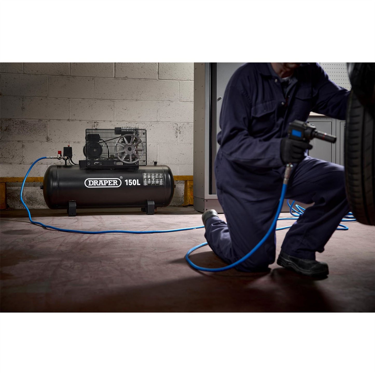 Draper 55304 150L Belt-Driven Air Compressor without wheels 2.2kW/3hp&nbsp; Draper